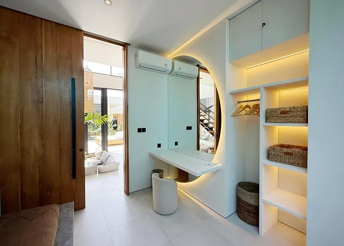 Baliwood - Luxury 3br - By The Вилла *