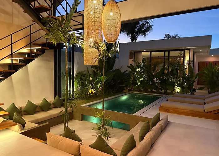 Baliwood - Luxury 3br - By The *